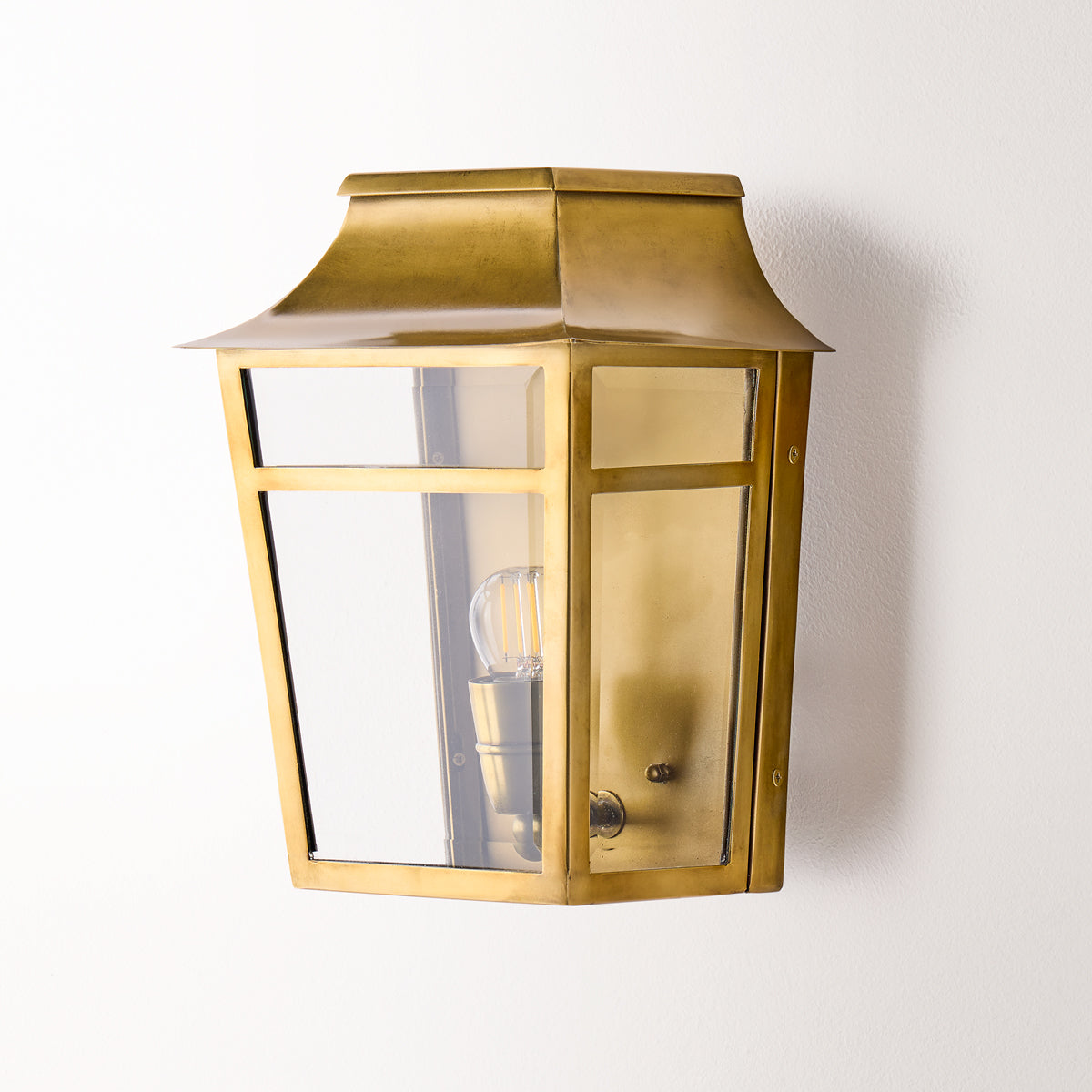 Majorelle wall sconce in brass