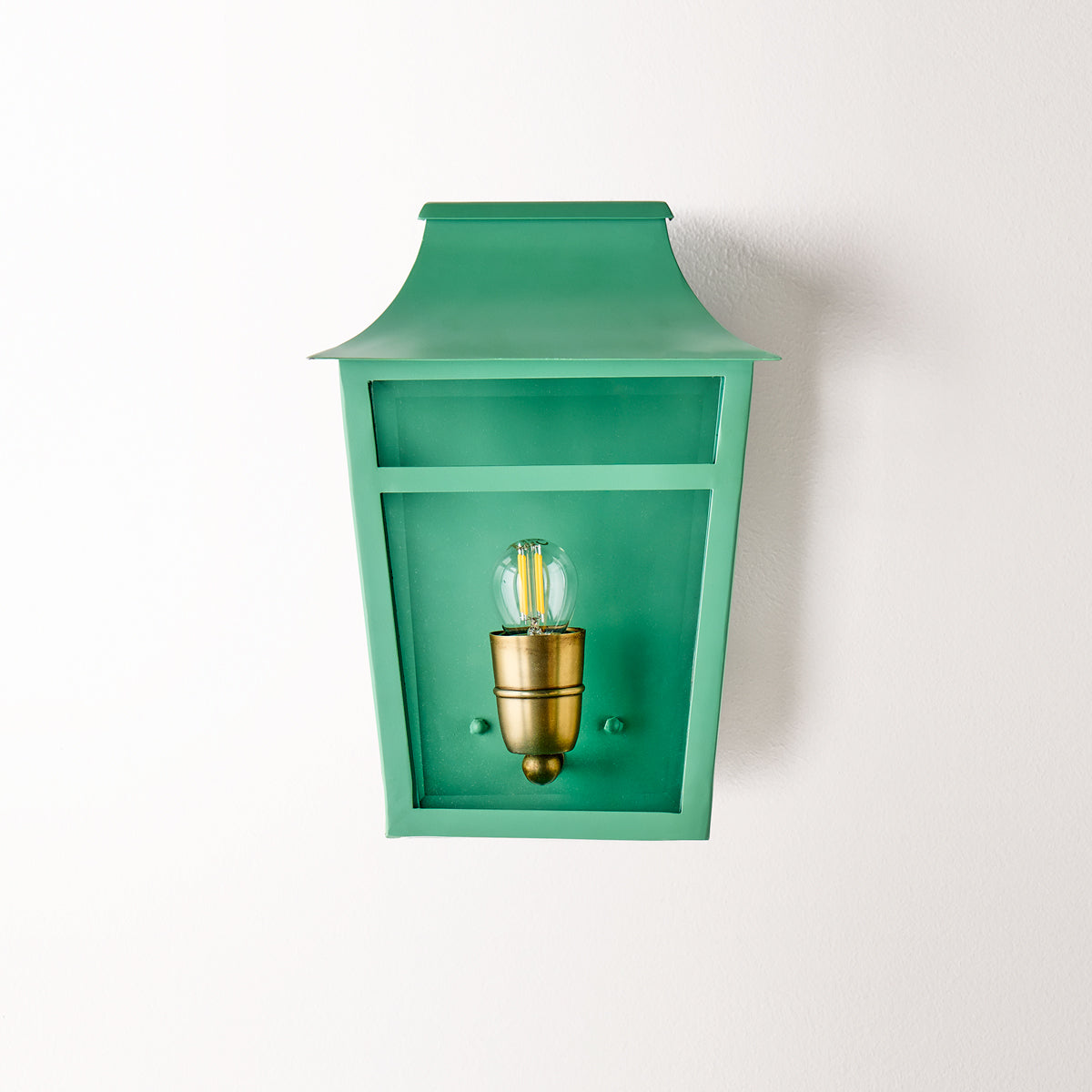 Majorelle wall sconce in sage