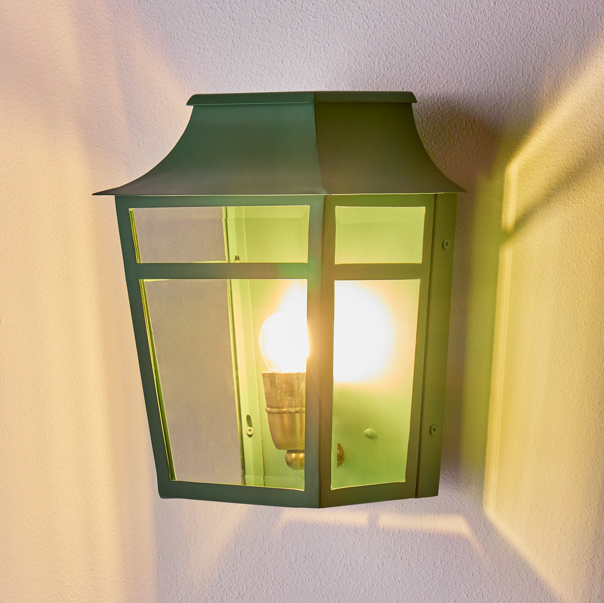 Majorelle wall sconce in sage