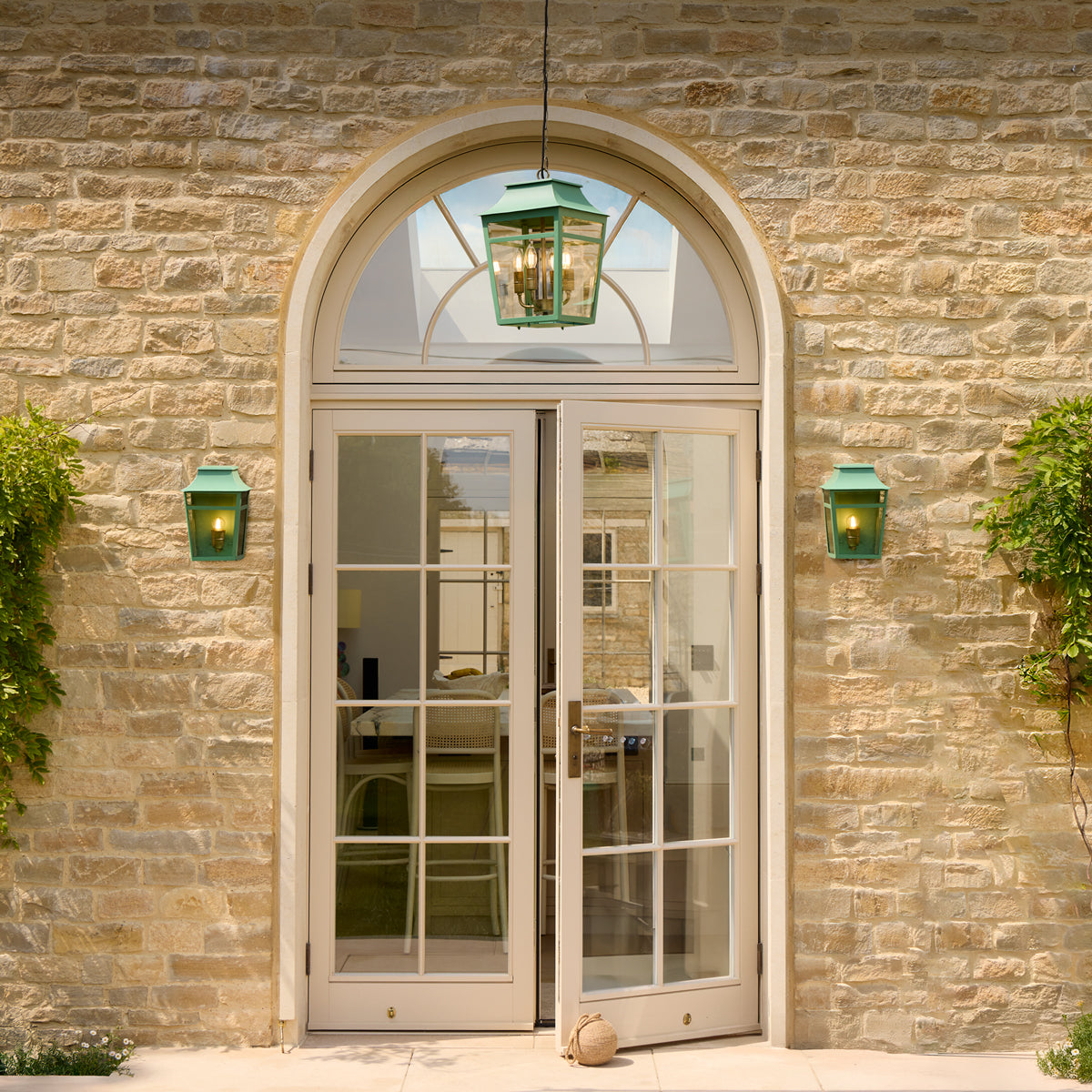 Majorelle wall sconce in sage