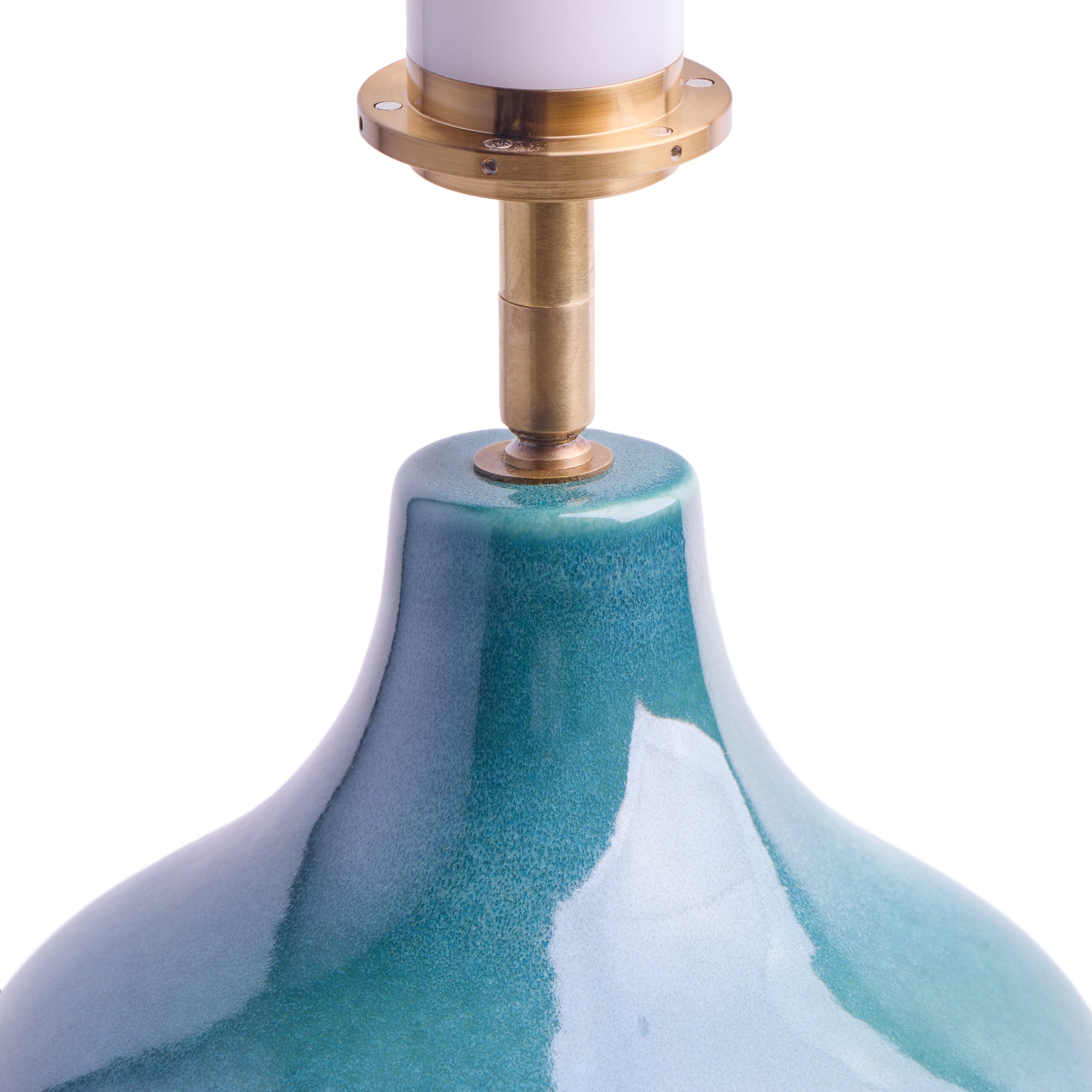 Amble cordless table lamp in green ceramic