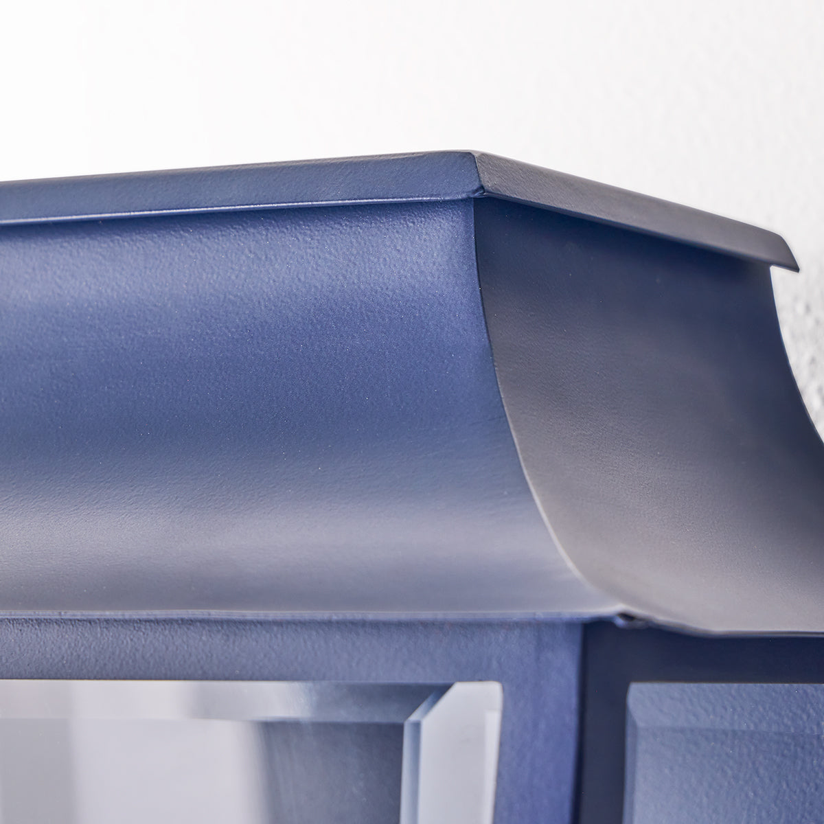 Majorelle wall sconce in blue