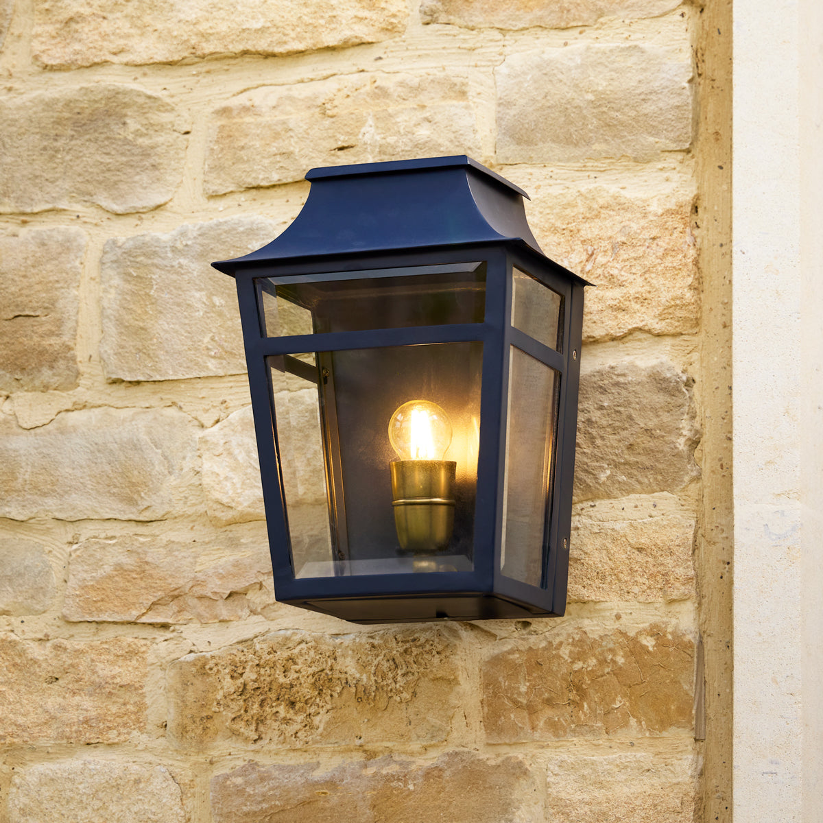 Majorelle wall sconce in blue