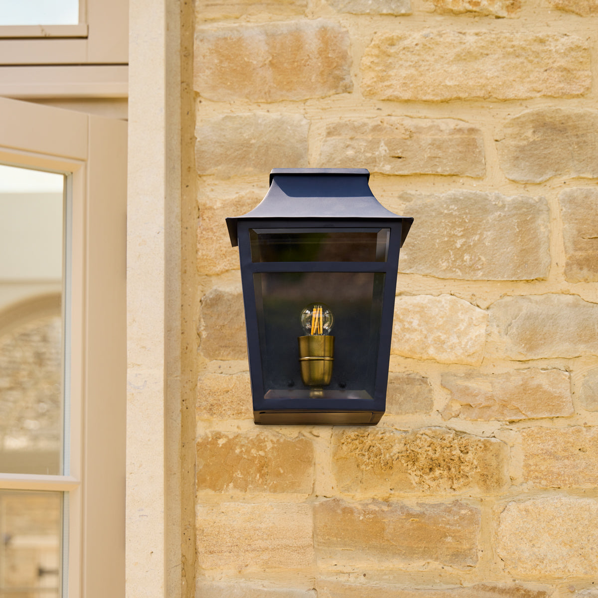 Majorelle wall sconce in blue