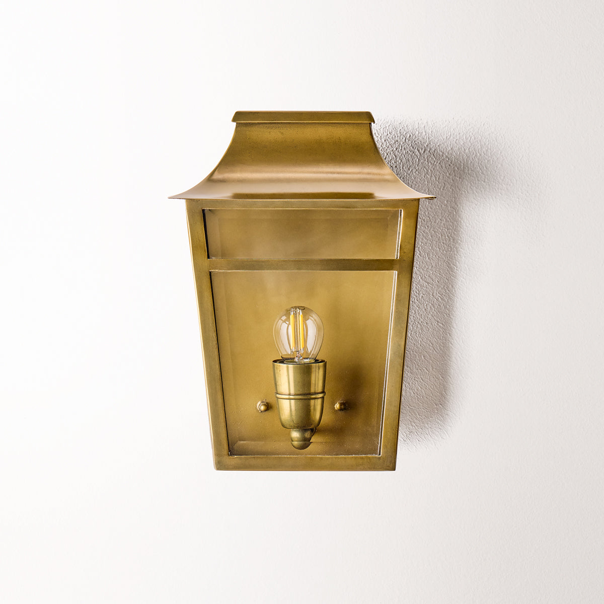 Majorelle wall sconce in brass