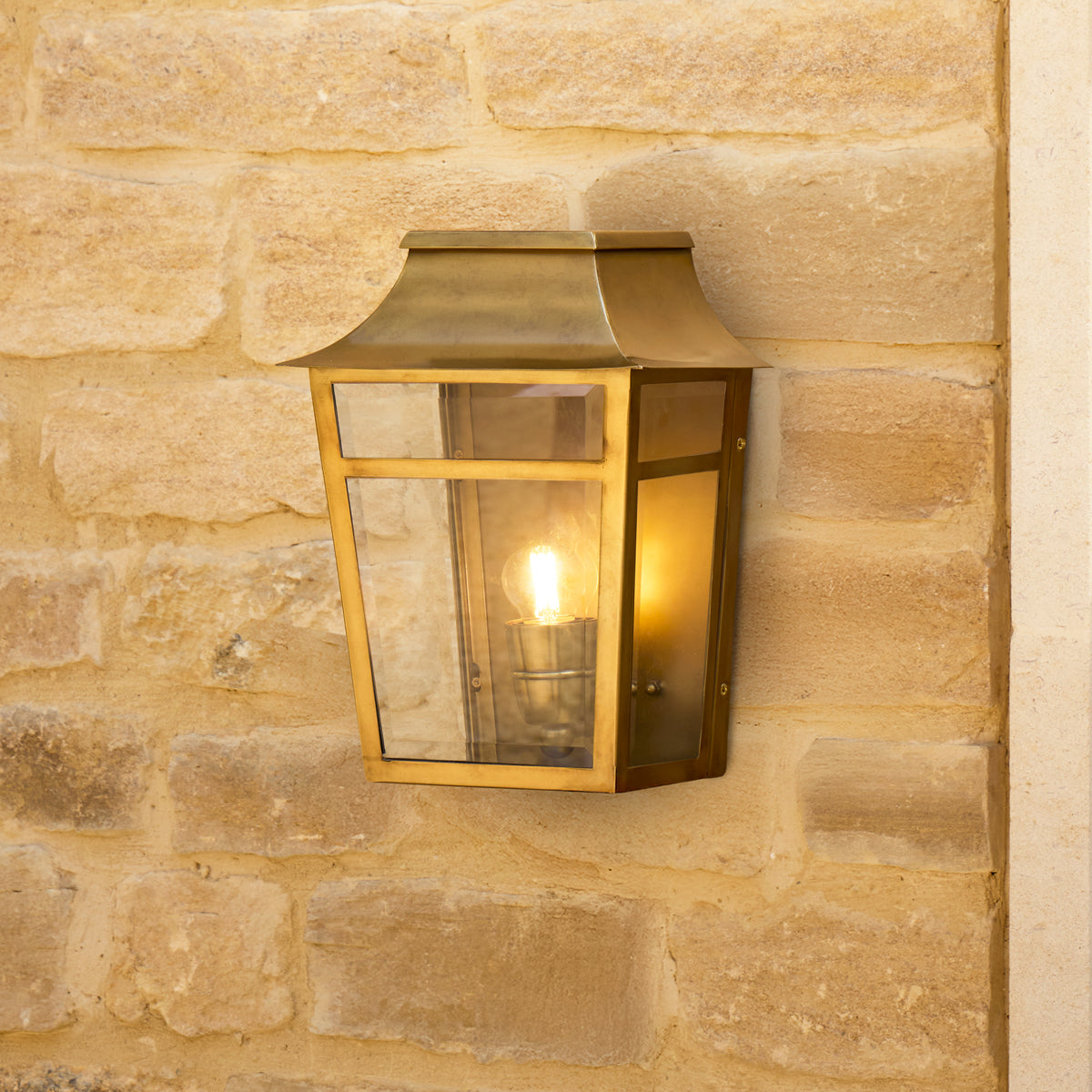 Majorelle wall sconce in brass