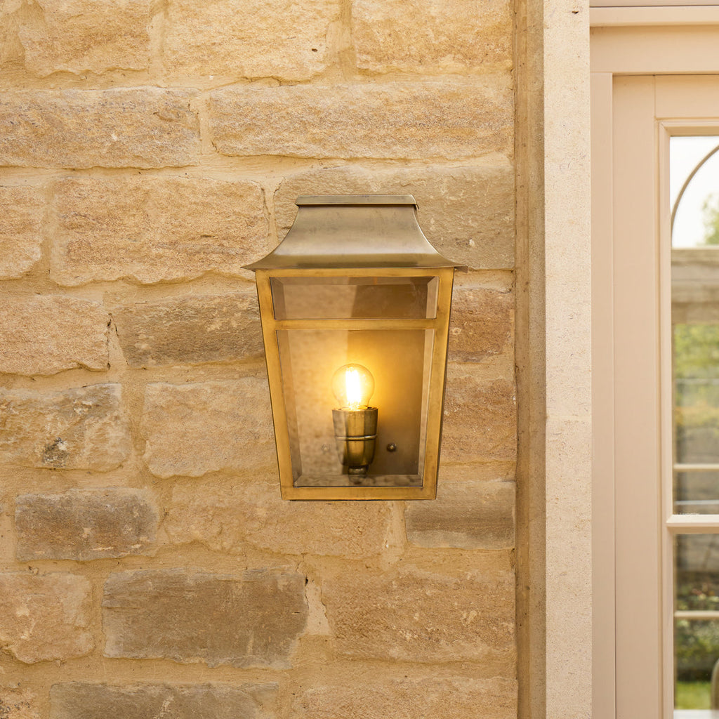 Majorelle wall sconce in brass